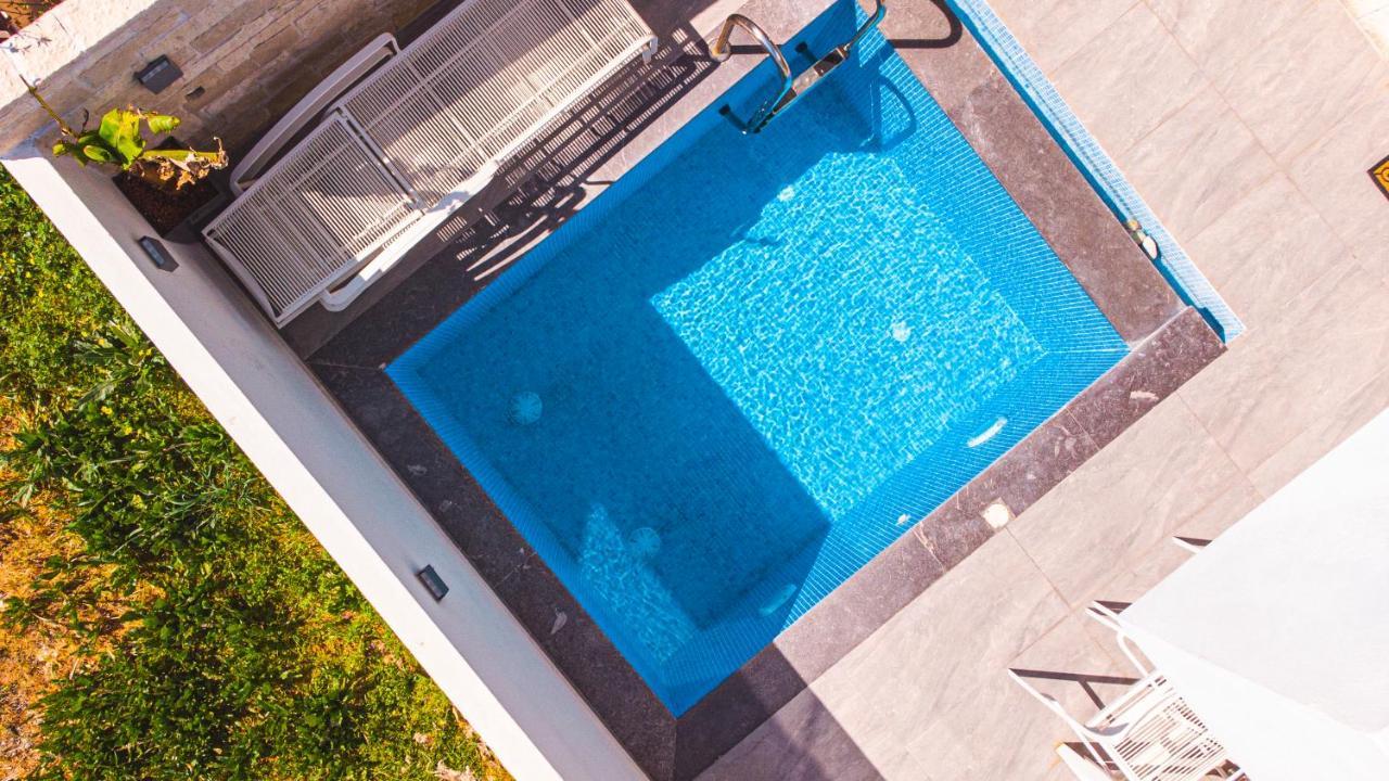 Pachia Ammos Thronos Aqua Residence A Sea View Luxury Villa מראה חיצוני תמונה